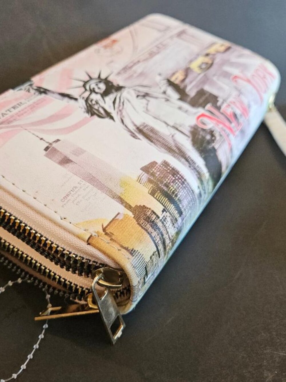 New York wristlet/wallet (2 compartments) 8x4, double zipper, graphic print